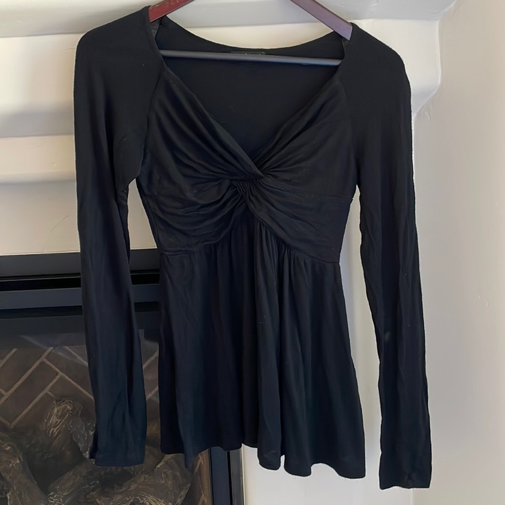 Black Cha Cha Vente Maternity Top for expectant moms size small long sleeve